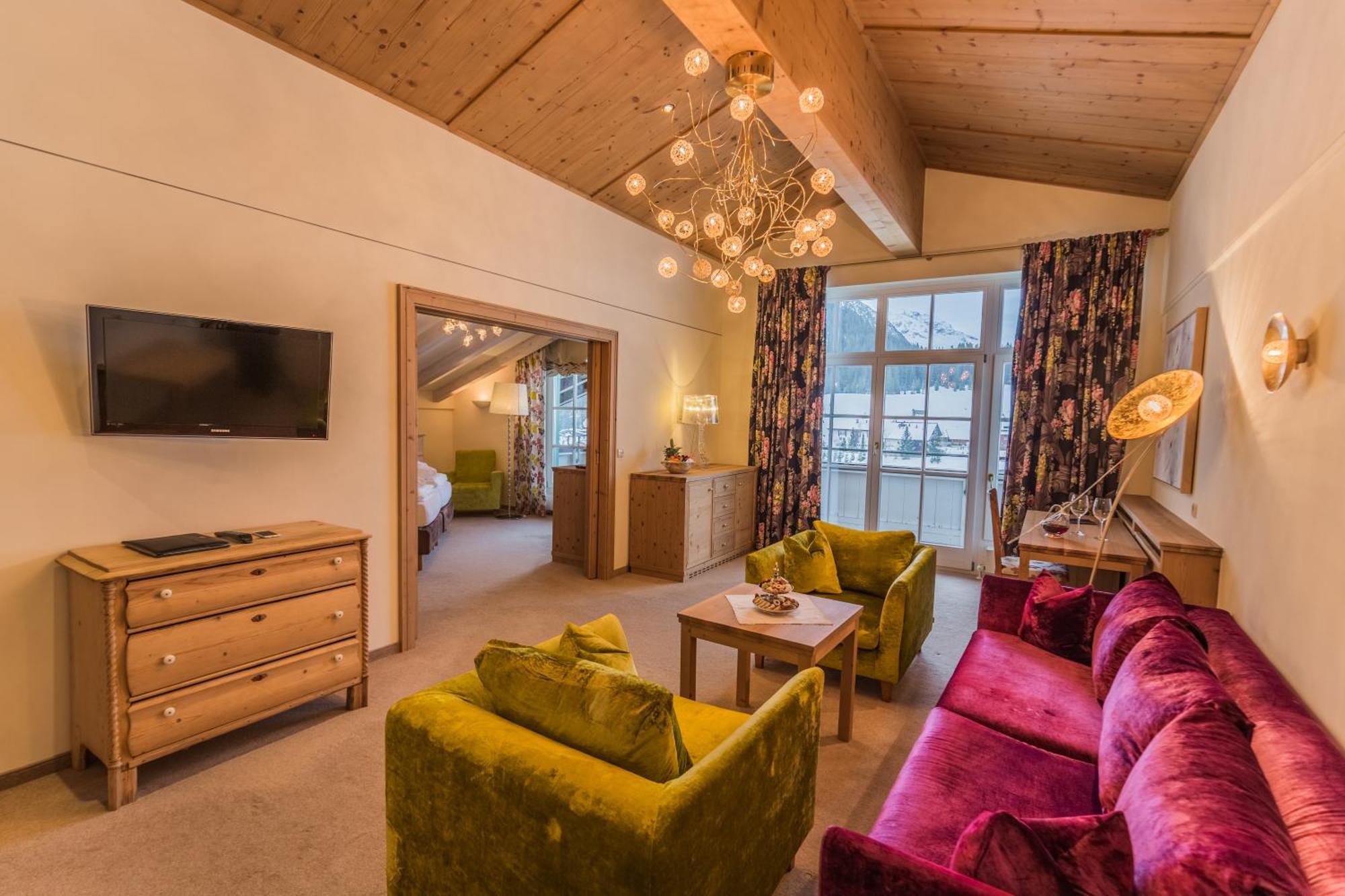 Plattenhof 4*